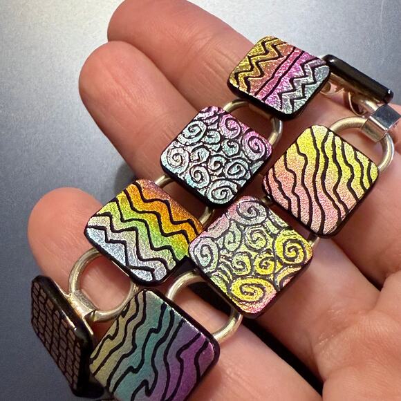 Rainbow Metallic Colorful Artisan Glass Link Bracelet - Picture 8 of 8